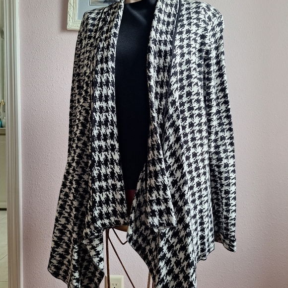 Houndstooth knit Cardigan - Picture 10 of 13